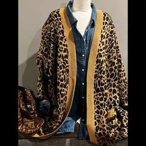 Gorgeous long leopard rich colored sweater. Best animal print I’ve ever seen